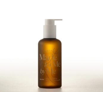 Axis – Y Made For Me By Me | Biome Resetting Moringa Cleansing Oil | 200Ml